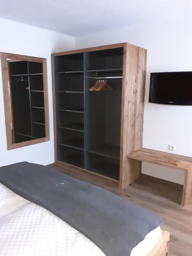 Reithgut Apartment Санкт Мартин ам Тененгебирге Екстериор снимка